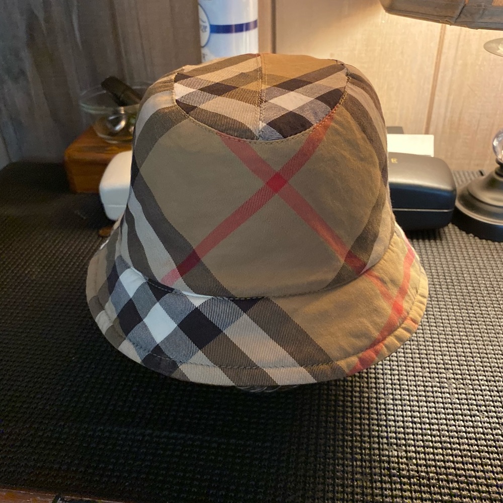 Burberry reversible bucket hat.